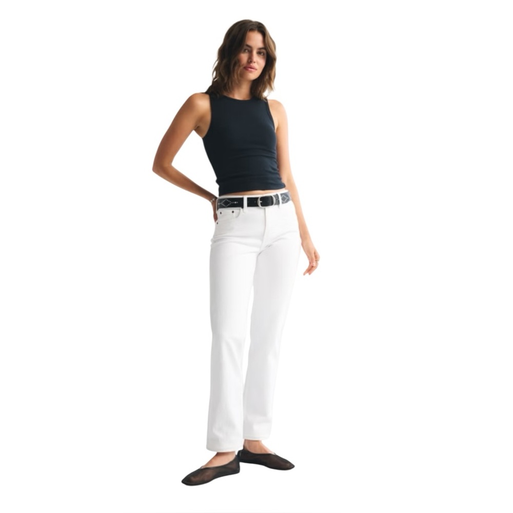 Abercrombie & Fitch The 90’s Straight Mid Rise Curve Low White Jeans